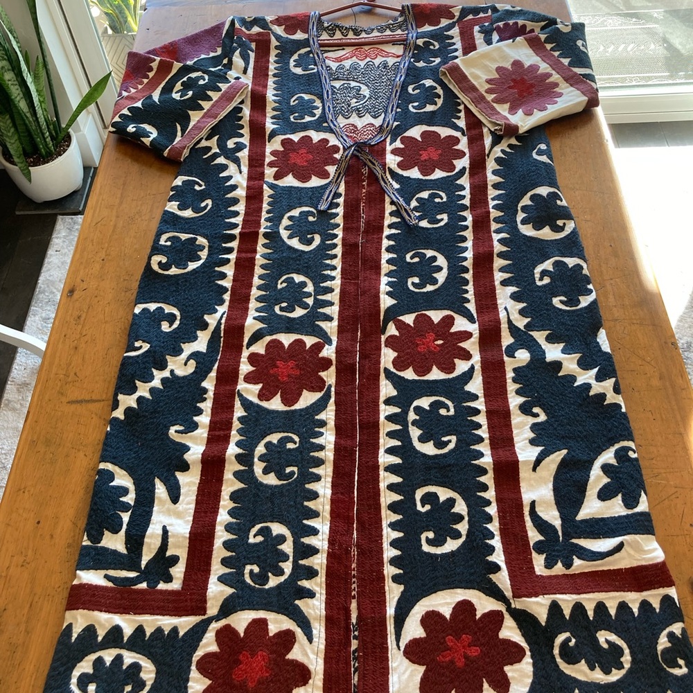 Suzani Hand Embroidered Coat - Picture 5 of 10